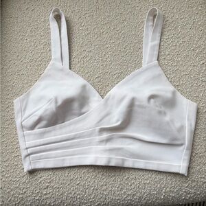 Aritzia Talula white bra top excellent condition - size S